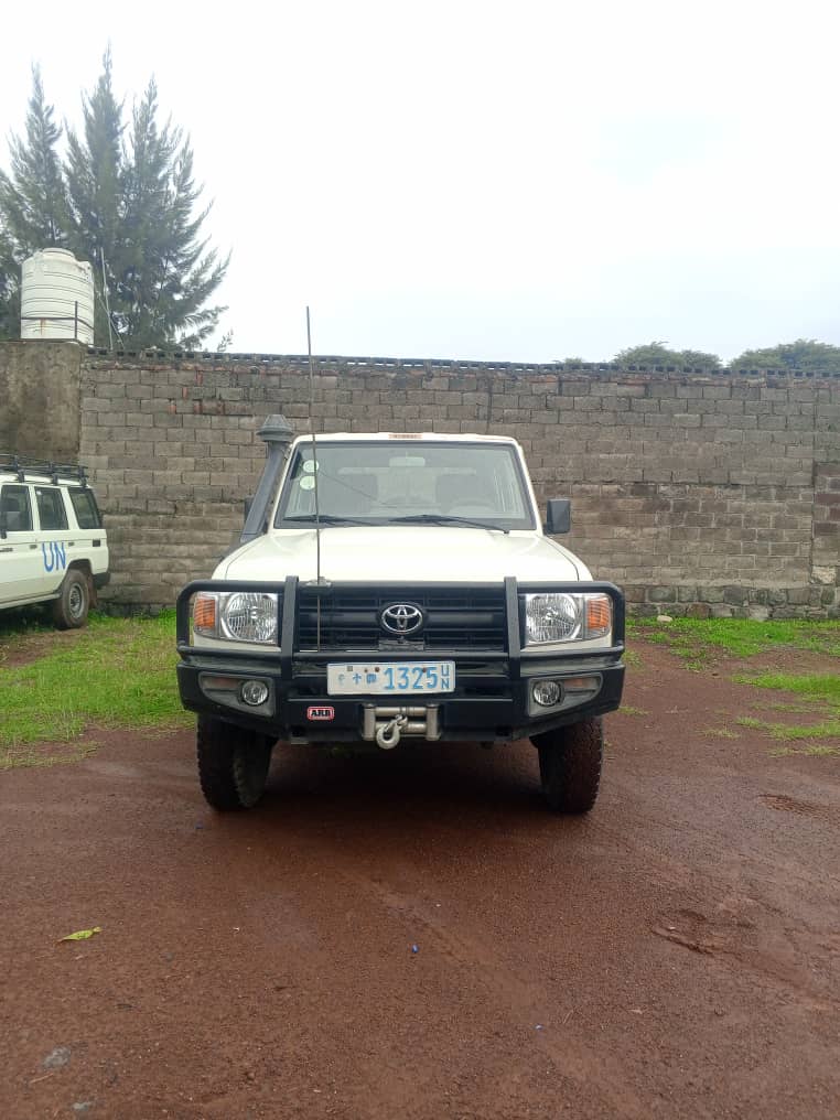 TOYOTA LAND CRUISER