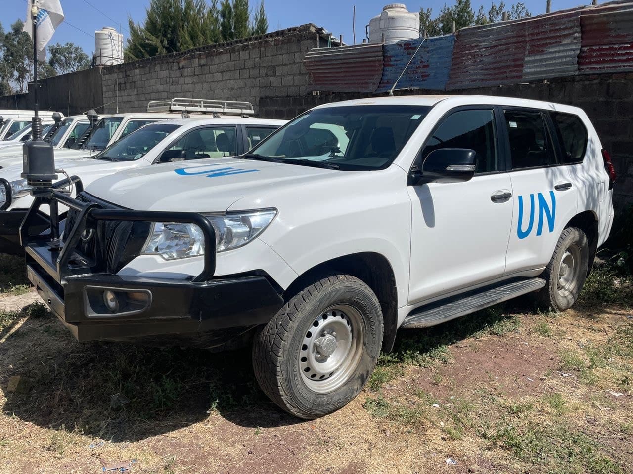 2022 Toyota Land Cruiser V8 - Image 1